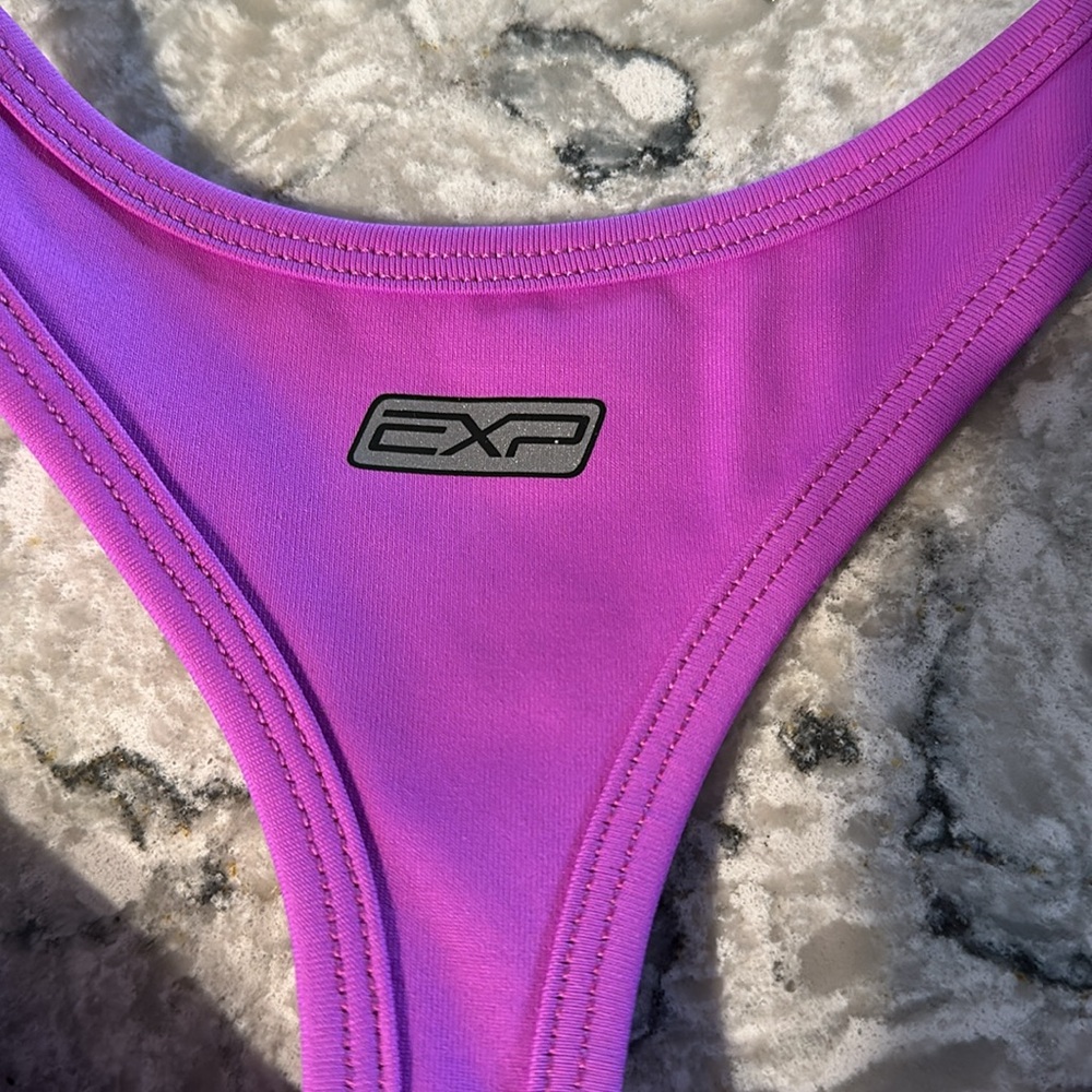 Nwot Express Exp Core Performance Workout Top - image 4